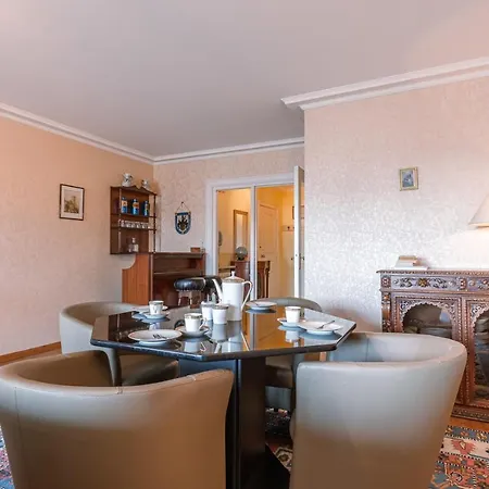 Cozy Classic With Parking In Center Apartamento Knokke-Heist
